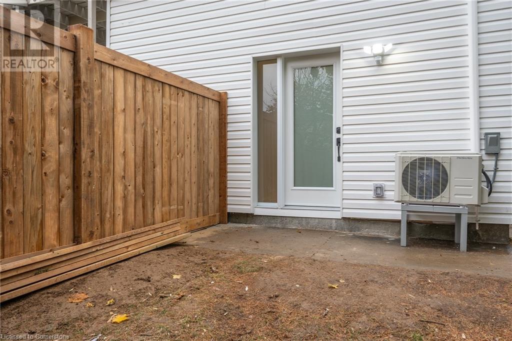 55 Stone Church Road E Unit# 3, Hamilton, Ontario  L9B 1A8 - Photo 16 - 40679533