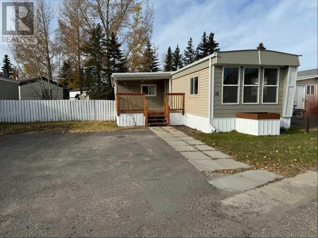 18, 5800 46 Street, Olds, Alberta  T4H 1G7 - Photo 2 - A2148403