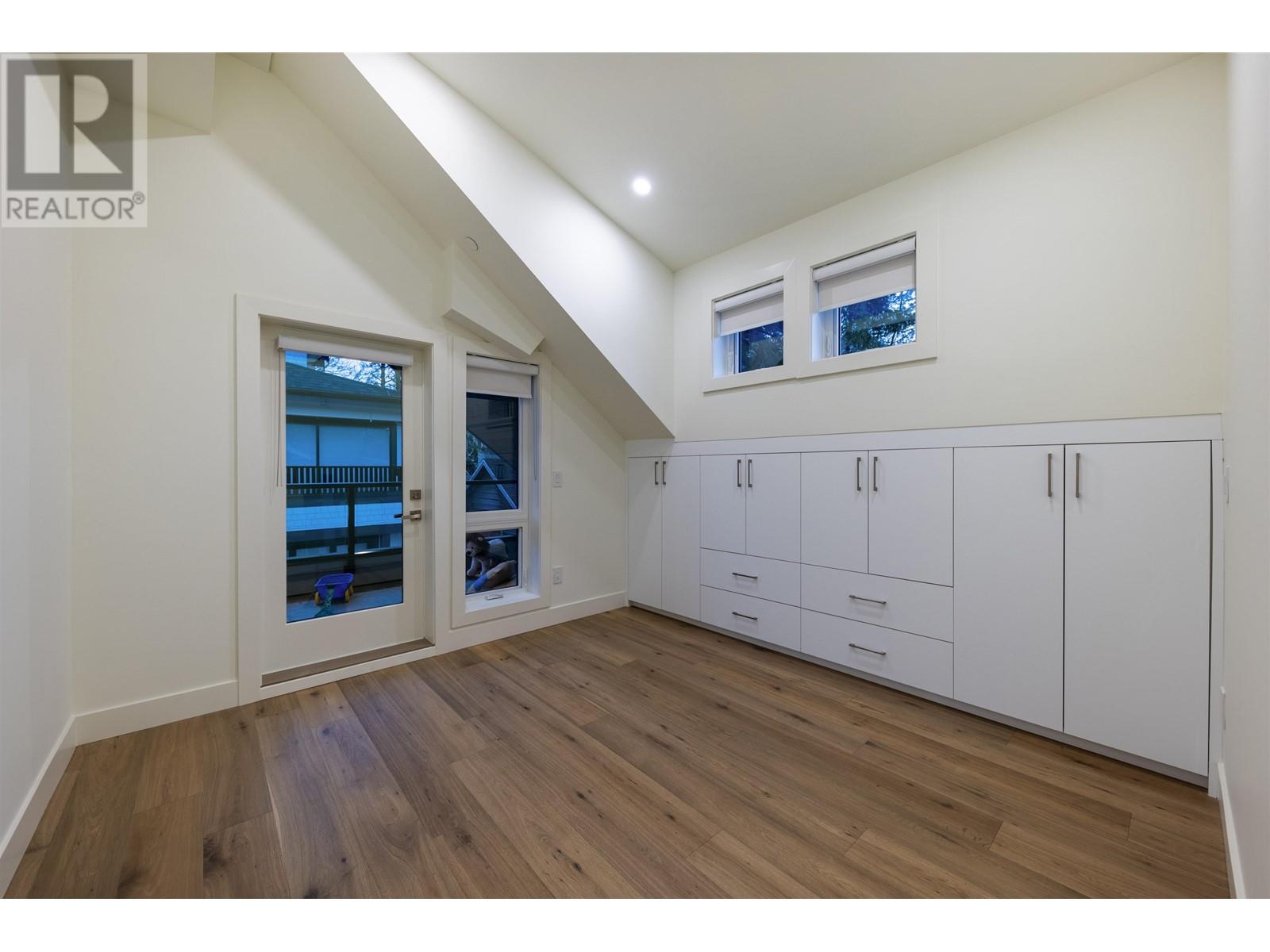 1127 E 15th Avenue, Vancouver, British Columbia V5T 2S7 - Photo 17 - R2945754