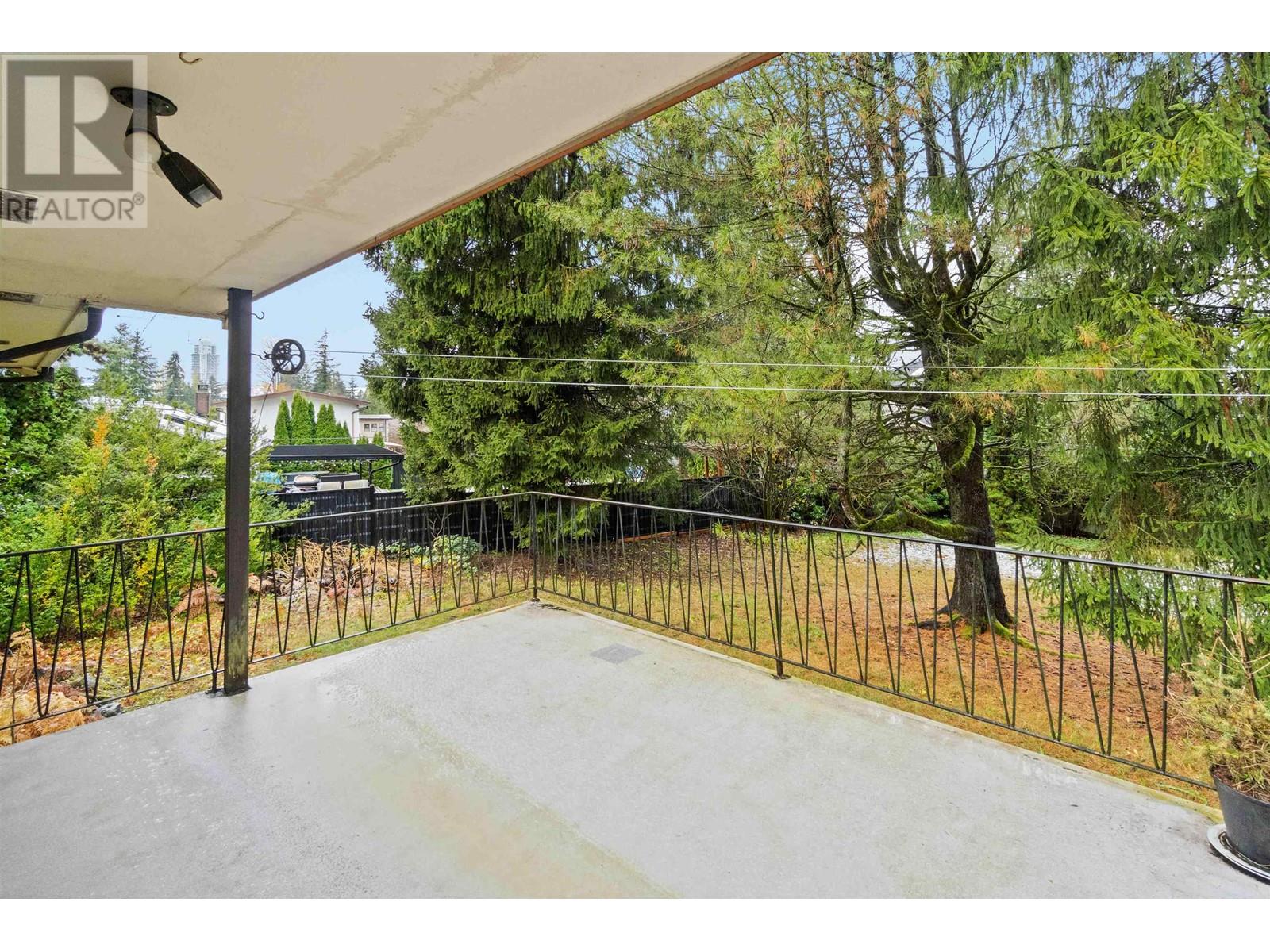 901 Como Lake Avenue, Coquitlam, British Columbia  V3J 3N2 - Photo 34 - R2945611