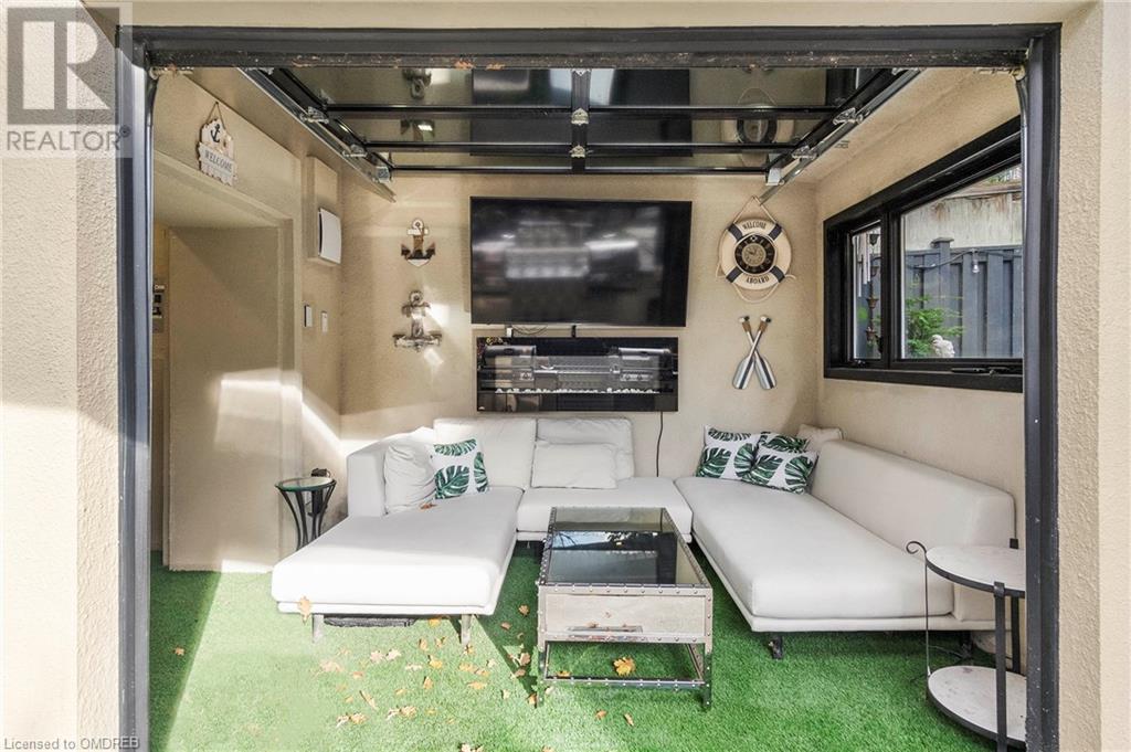 1401 Bridgestone Lane, Mississauga, Ontario  L5J 4E1 - Photo 43 - W10423638