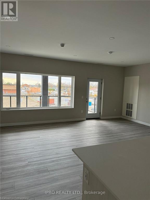 119 Lincoln Street Unit# 302, Welland, Ontario L3C 0L2 - Photo 7 - 40679599