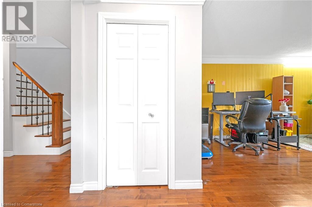 57 Tunis Street, St. Catharines, Ontario  L2S 1E6 - Photo 7 - 40679358