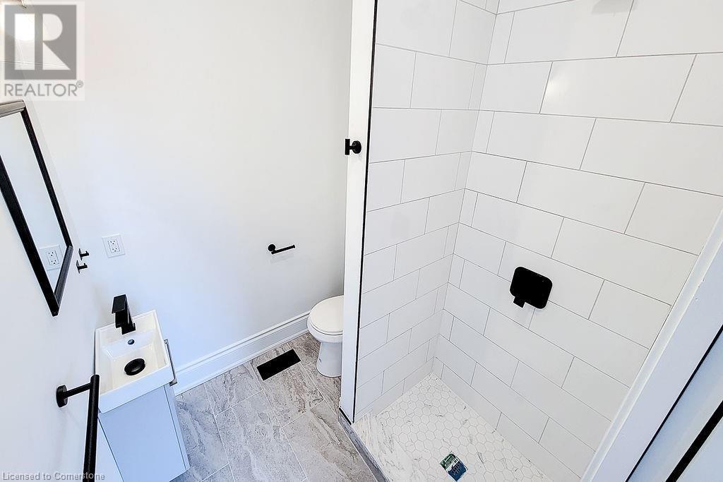 36 Erie Avenue Unit# Main, Hamilton, Ontario  L8N 2W6 - Photo 21 - 40676546