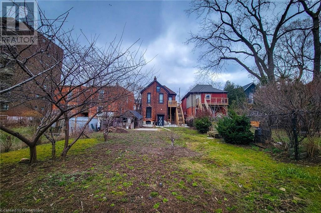 36 Erie Avenue Unit# Main, Hamilton, Ontario  L8N 2W6 - Photo 28 - 40676546