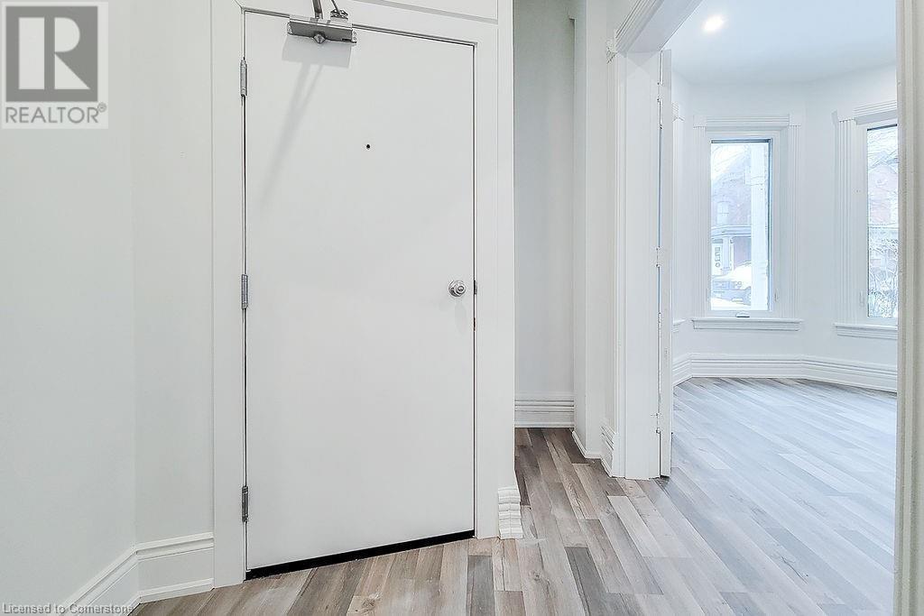 36 Erie Avenue Unit# Main, Hamilton, Ontario  L8N 2W6 - Photo 7 - 40676546