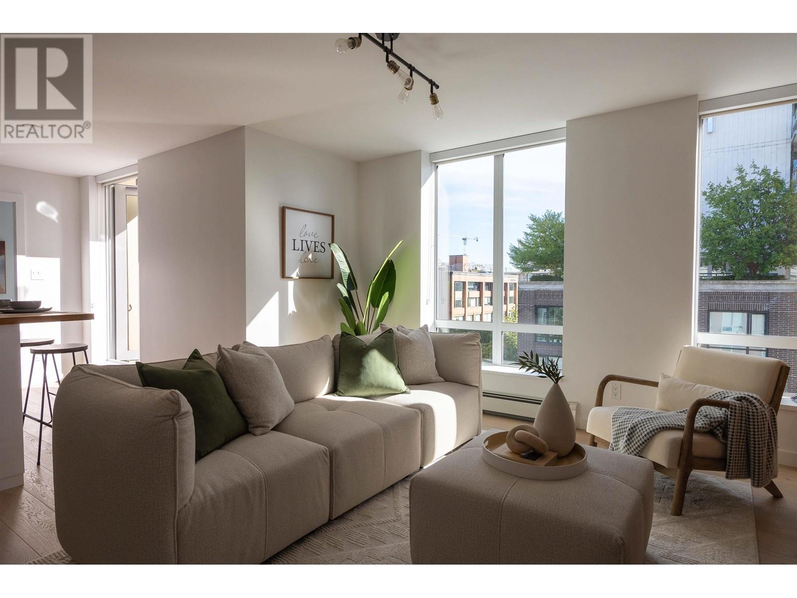 812 189 Keefer Street, Vancouver, British Columbia  V6A 0C8 - Photo 1 - R2926714