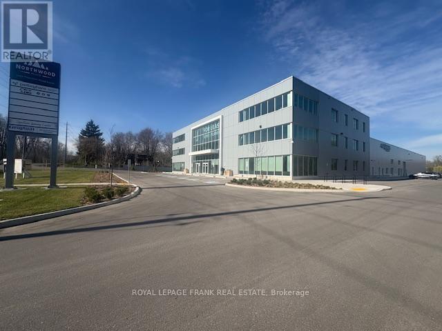 301 - 1707 Thornton Road N, Oshawa (Northwood), Ontario  L1H 7K4 - Photo 4 - E10432822