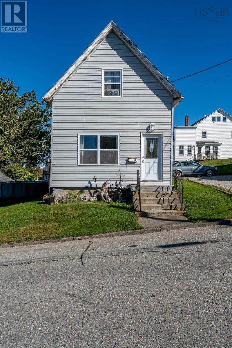 10 Store Street, Yarmouth, Nova Scotia  B5A 2Z2 - Photo 13 - 202423049