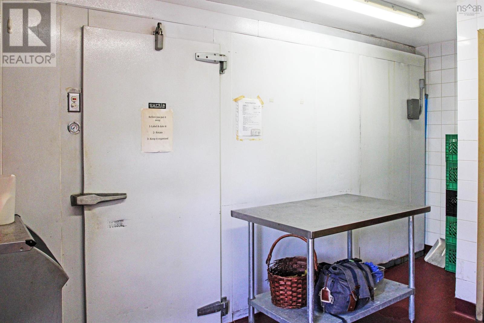 18 Kentucky Court, New Minas, Nova Scotia  B4N 3R6 - Photo 47 - 202427007