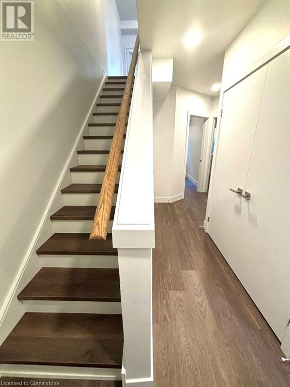 276 Dunsmure Road Unit# 1, Hamilton, Ontario  L8M 0A2 - Photo 9 - 40679445