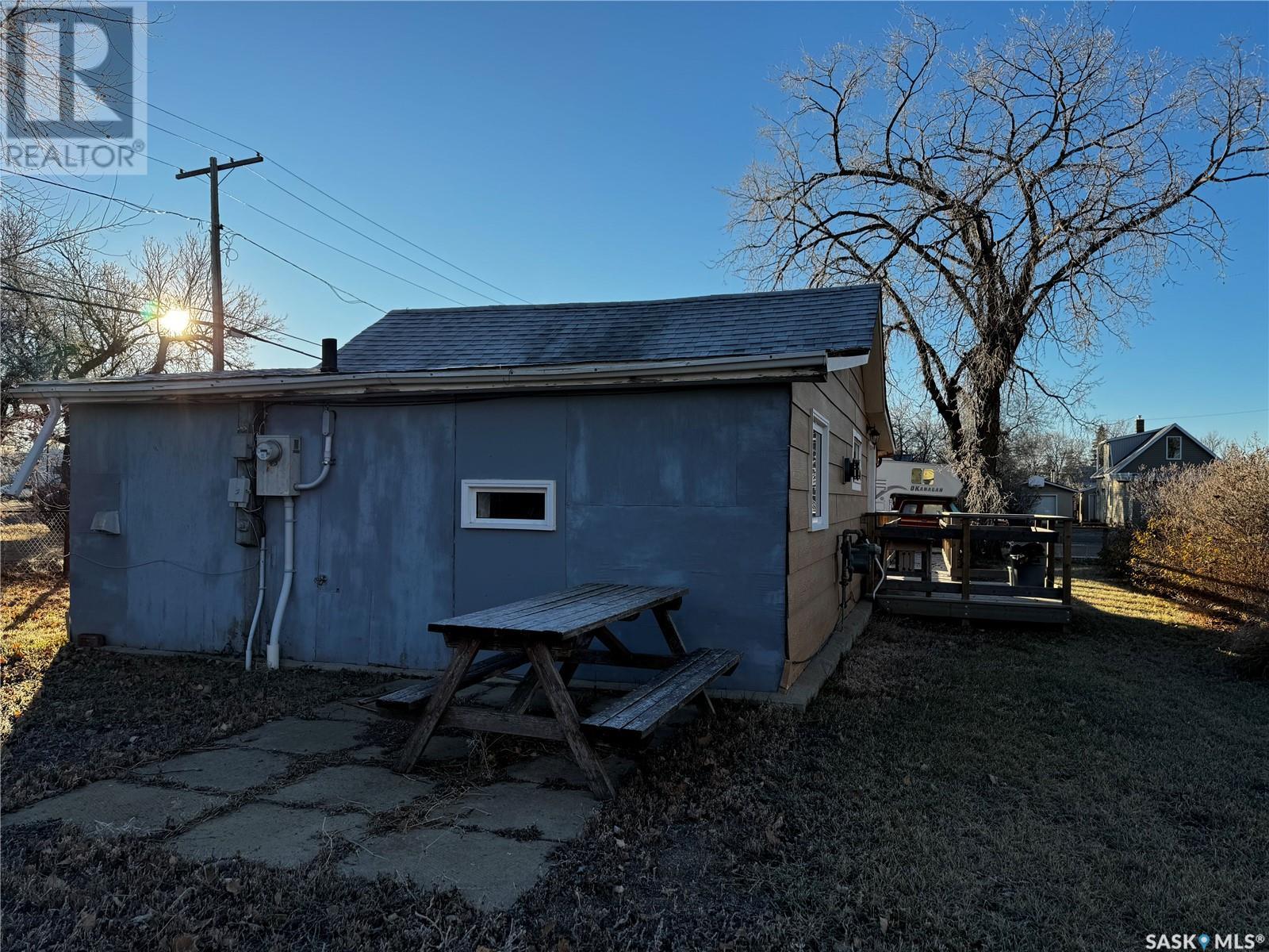 101 4th Avenue W, Gravelbourg, Saskatchewan  S0H 1X0 - Photo 29 - SK988392