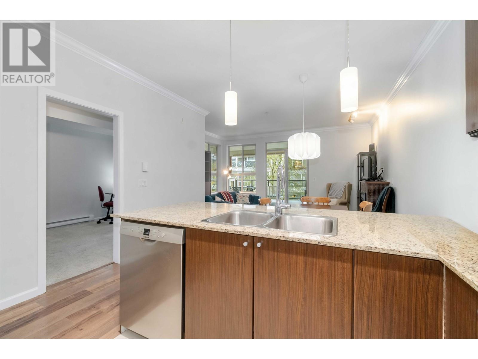 302 2484 Wilson Avenue, Port Coquitlam, British Columbia V3C 0A5 - Photo 7 - R2945826