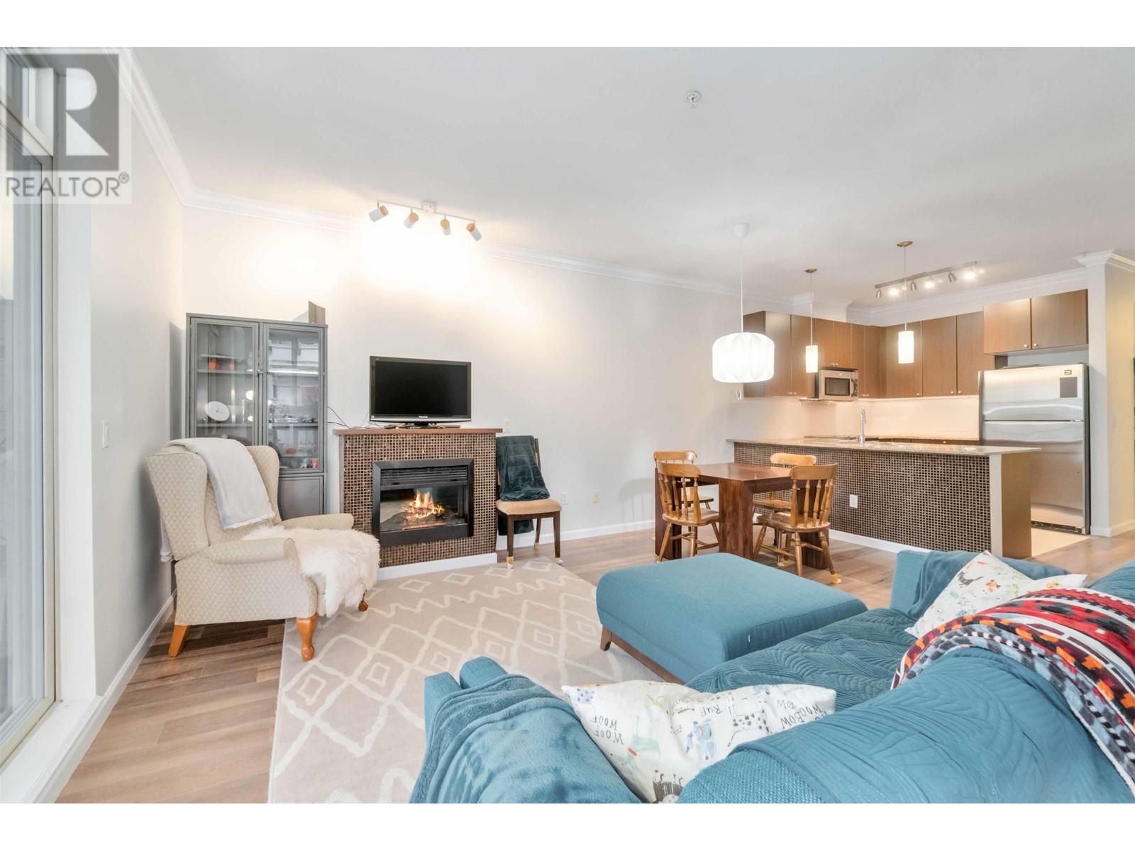 302 2484 Wilson Avenue, Port Coquitlam, British Columbia V3C 0A5 - Photo 8 - R2945826