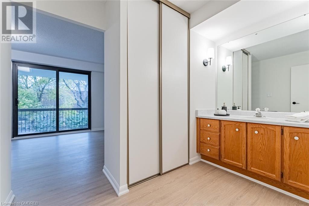 2175 Marine Drive Unit# 202, Oakville, Ontario  L6L 5L5 - Photo 26 - 40678928