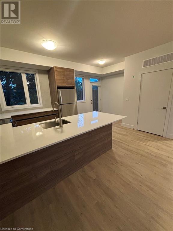 276 Dunsmure Road Unit# 39, Hamilton, Ontario  L8M 0A2 - Photo 3 - 40679494
