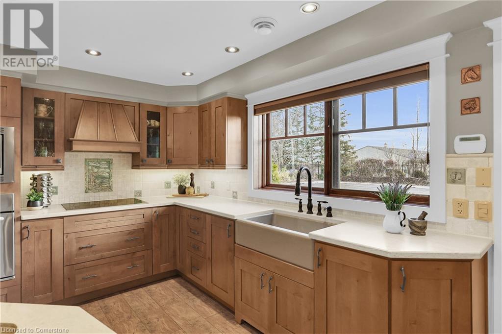 331 Russ Road, Grimsby, Ontario  L3M 4E7 - Photo 13 - 40678088