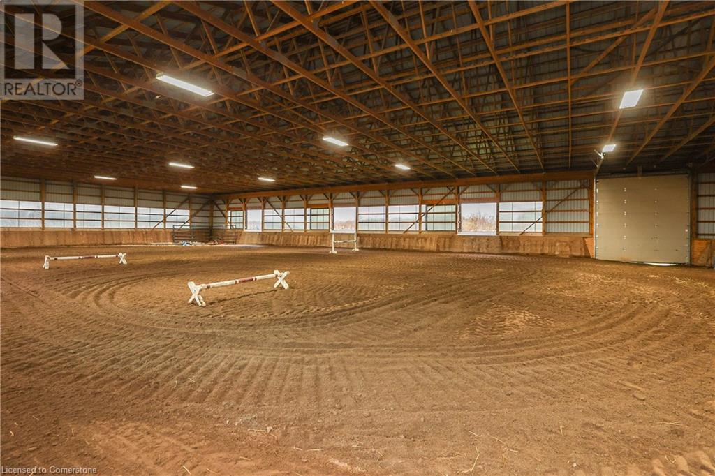 331 Russ Road, Grimsby, Ontario  L3M 4E7 - Photo 5 - 40678088