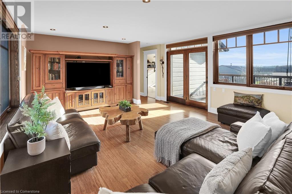 331 Russ Road, Grimsby, Ontario  L3M 4E7 - Photo 30 - 40678088