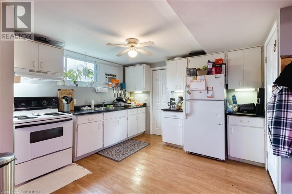 46 Martin Street, Thorold, Ontario  L2V 3X2 - Photo 8 - 40679499