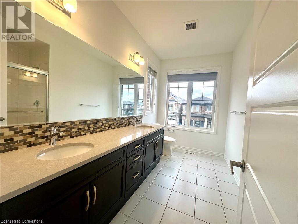 94 Milt Schmidt Street, Kitchener, Ontario  N2R 0T2 - Photo 14 - 40679415