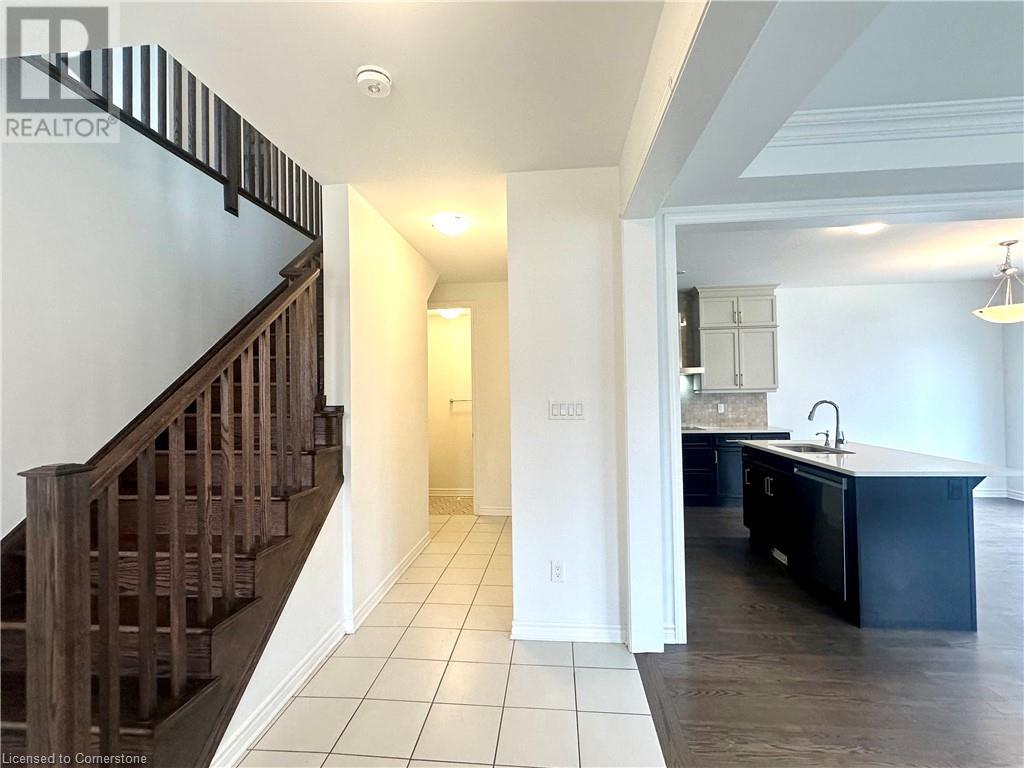 94 Milt Schmidt Street, Kitchener, Ontario  N2R 0T2 - Photo 5 - 40679415