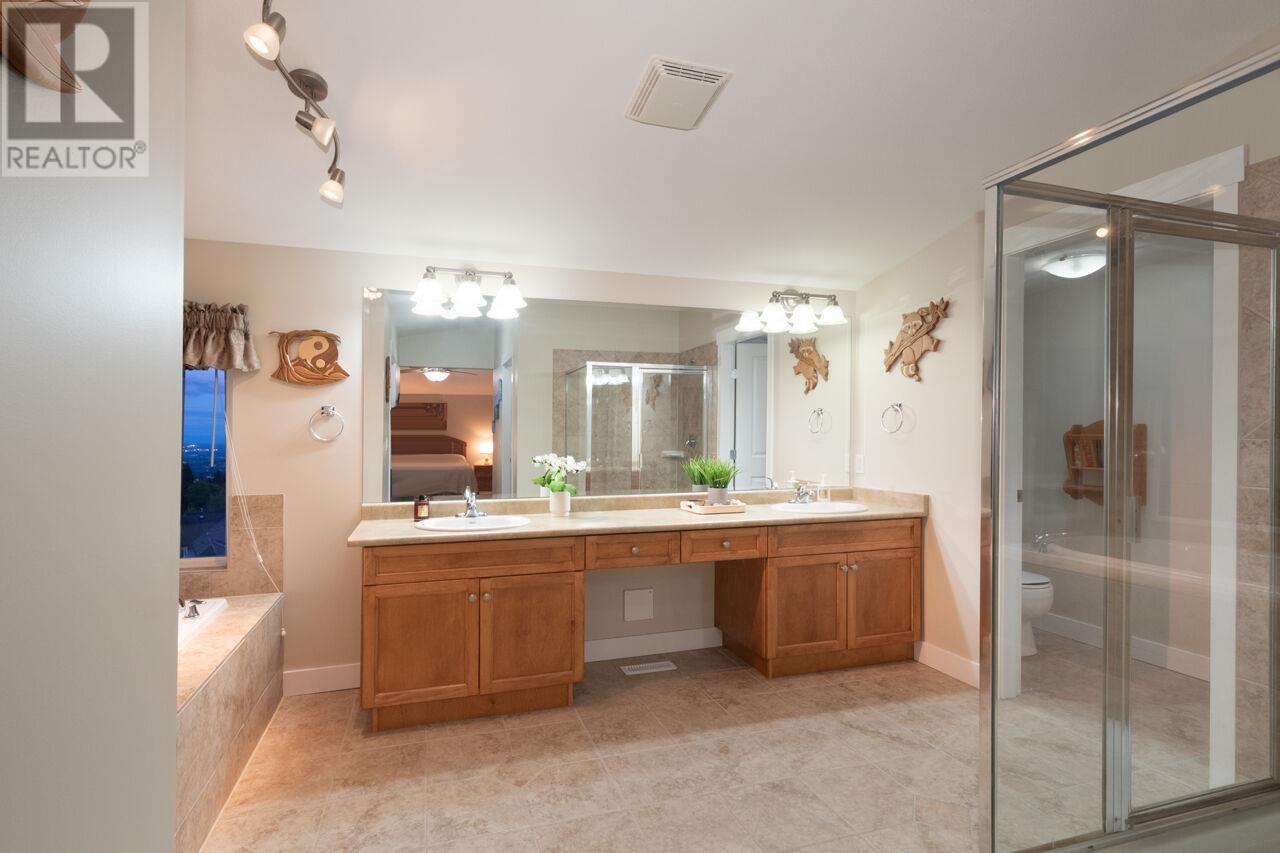 64 Maple Drive, Port Moody, British Columbia  V3H 0A7 - Photo 18 - R2945913
