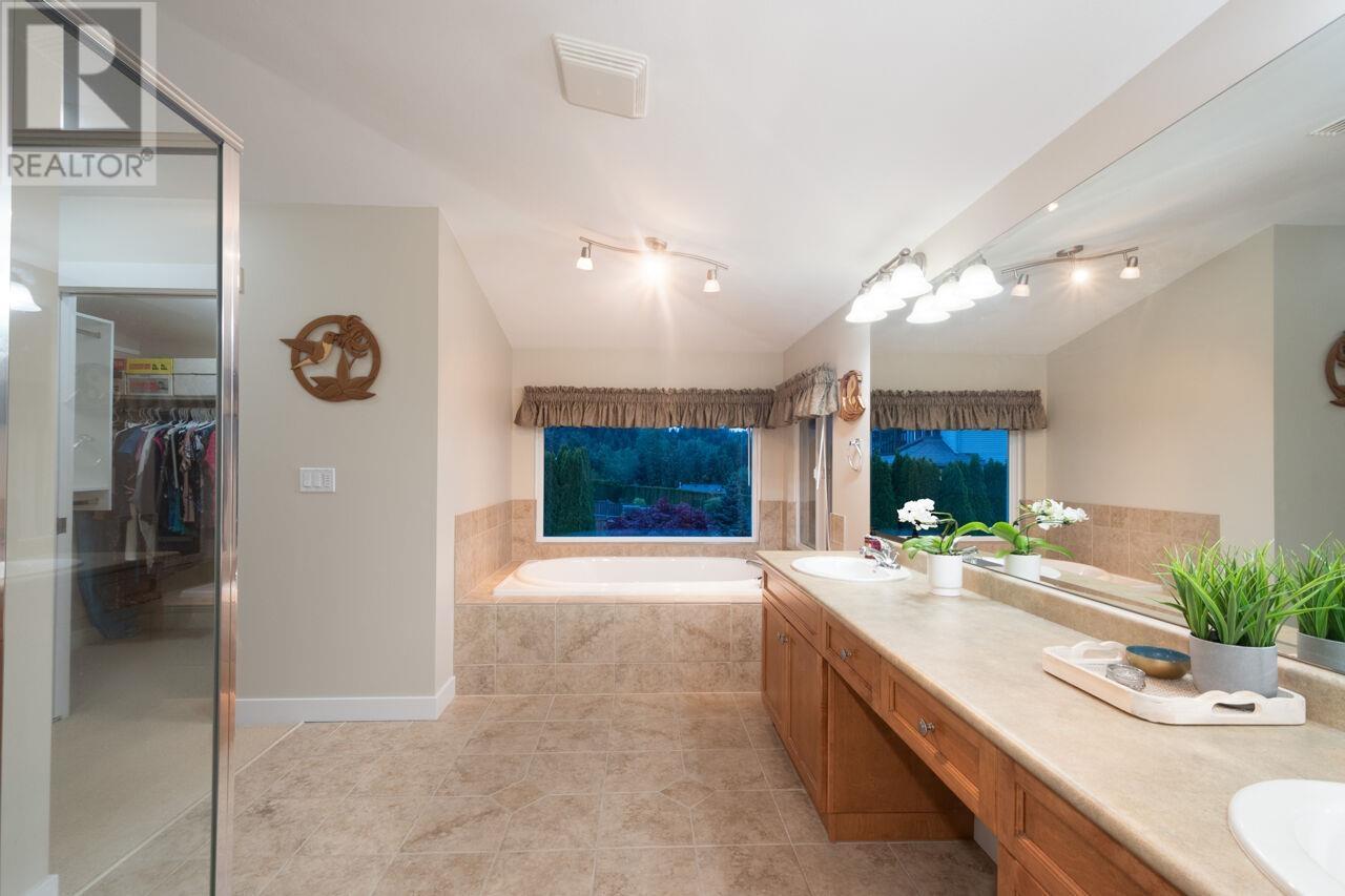 64 Maple Drive, Port Moody, British Columbia  V3H 0A7 - Photo 19 - R2945913