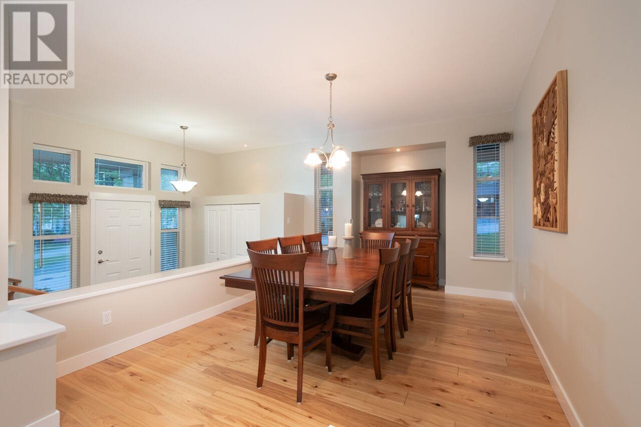 64 Maple Drive, Port Moody, British Columbia  V3H 0A7 - Photo 4 - R2945913