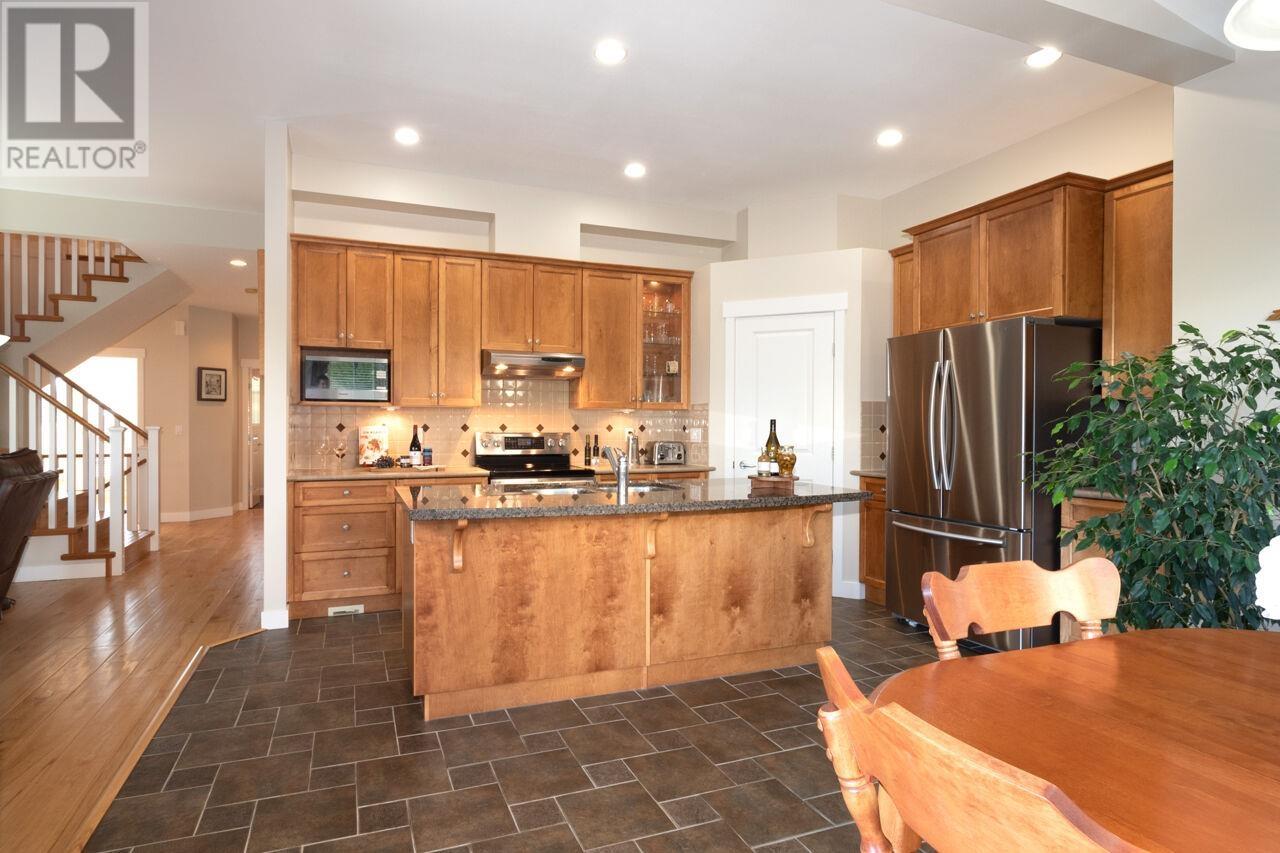 64 Maple Drive, Port Moody, British Columbia  V3H 0A7 - Photo 8 - R2945913