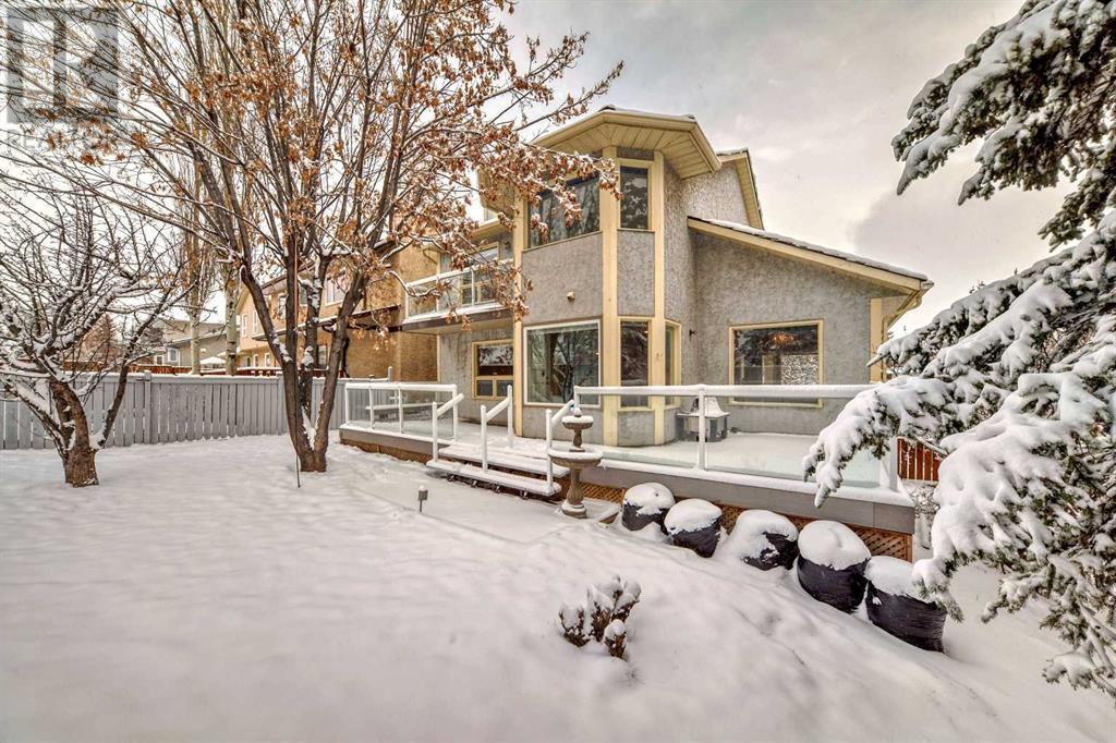 11 Edgepark Way Nw, Calgary, Alberta  T3A 4G4 - Photo 45 - A2180013