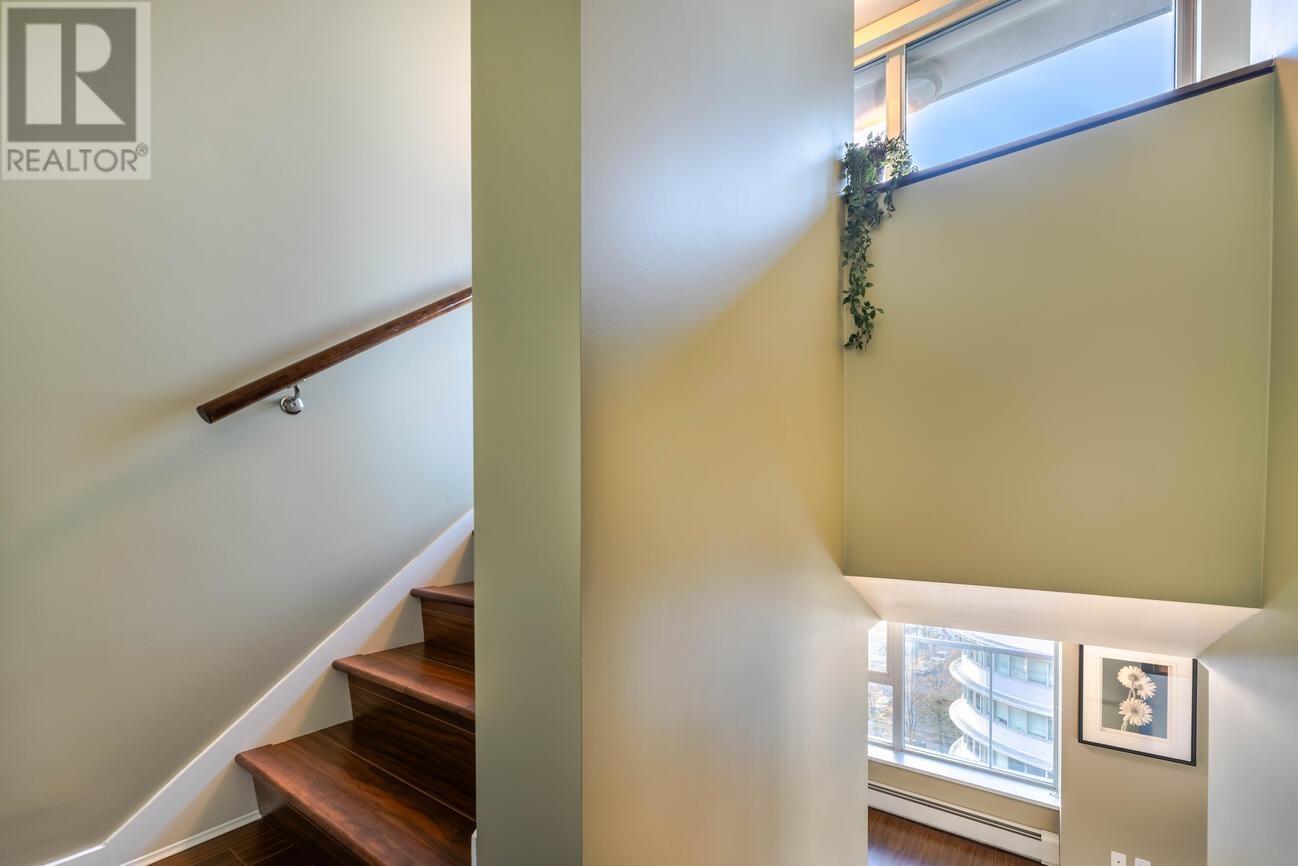 Listing Picture 17 of 30 : 807 633 ABBOTT STREET, Vancouver / 溫哥華 - 魯藝地產 Yvonne Lu Group - MLS Medallion Club Member