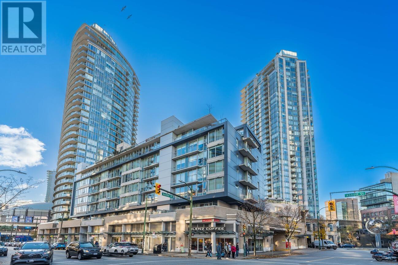 Listing Picture 2 of 30 : 807 633 ABBOTT STREET, Vancouver / 溫哥華 - 魯藝地產 Yvonne Lu Group - MLS Medallion Club Member