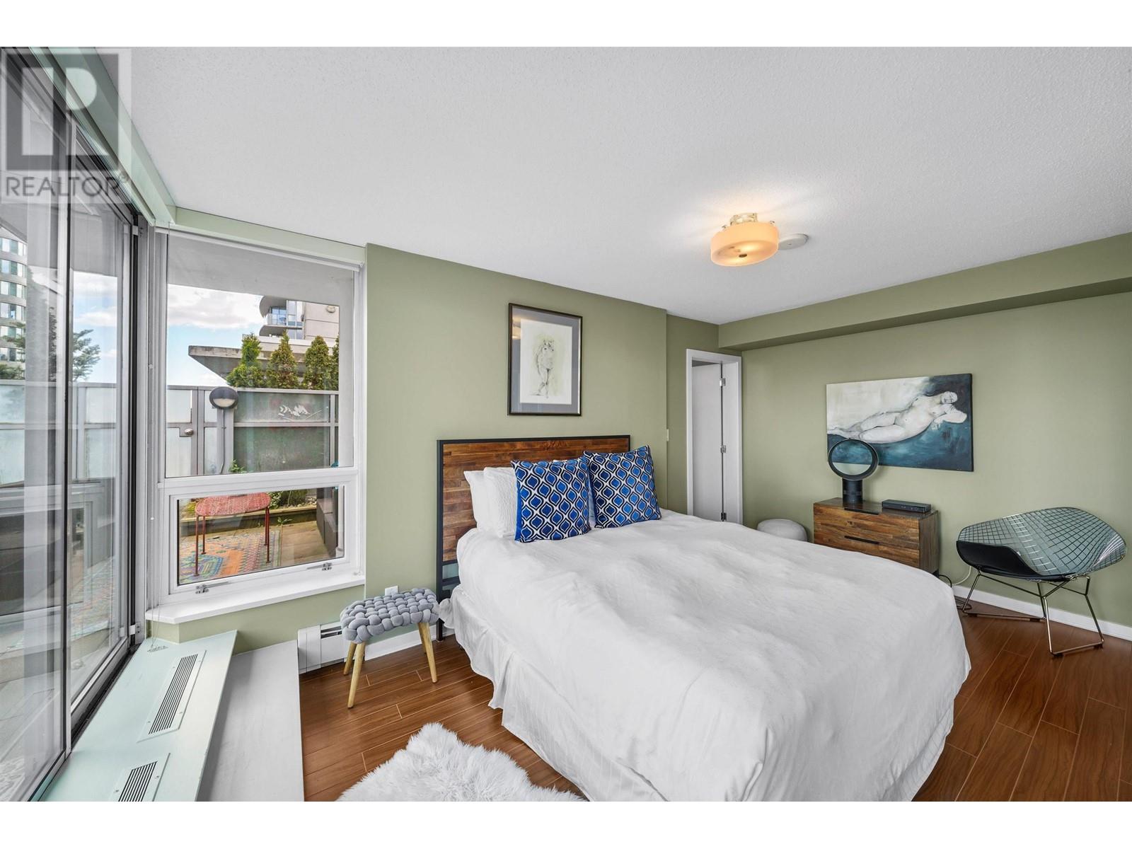 Listing Picture 19 of 30 : 807 633 ABBOTT STREET, Vancouver / 溫哥華 - 魯藝地產 Yvonne Lu Group - MLS Medallion Club Member