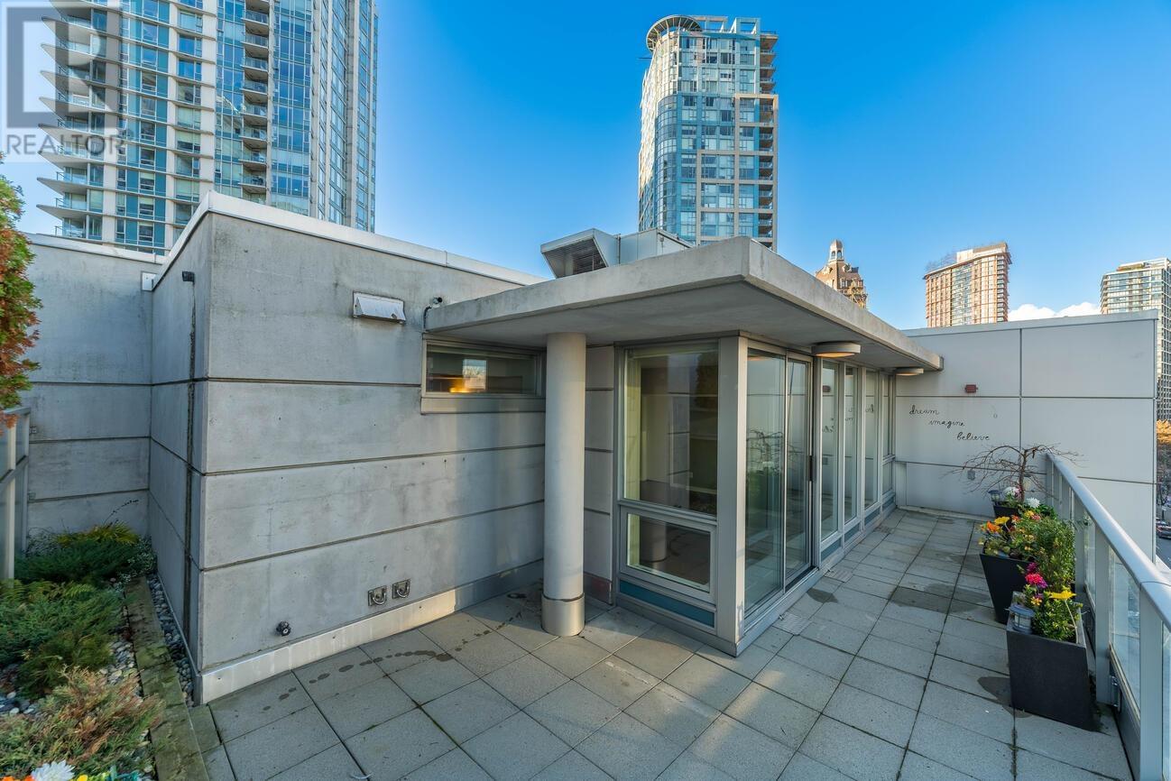 Listing Picture 23 of 30 : 807 633 ABBOTT STREET, Vancouver / 溫哥華 - 魯藝地產 Yvonne Lu Group - MLS Medallion Club Member