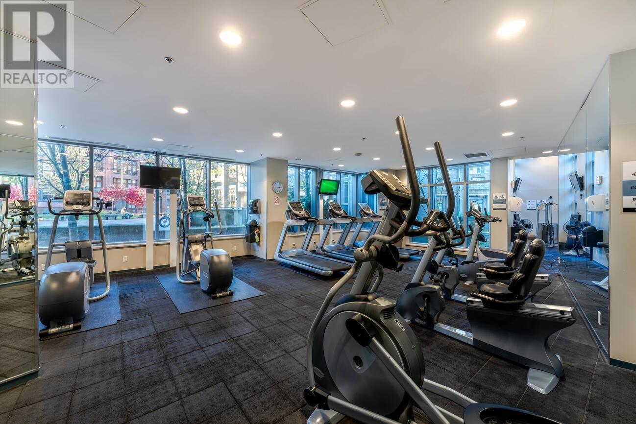 Listing Picture 29 of 30 : 807 633 ABBOTT STREET, Vancouver / 溫哥華 - 魯藝地產 Yvonne Lu Group - MLS Medallion Club Member