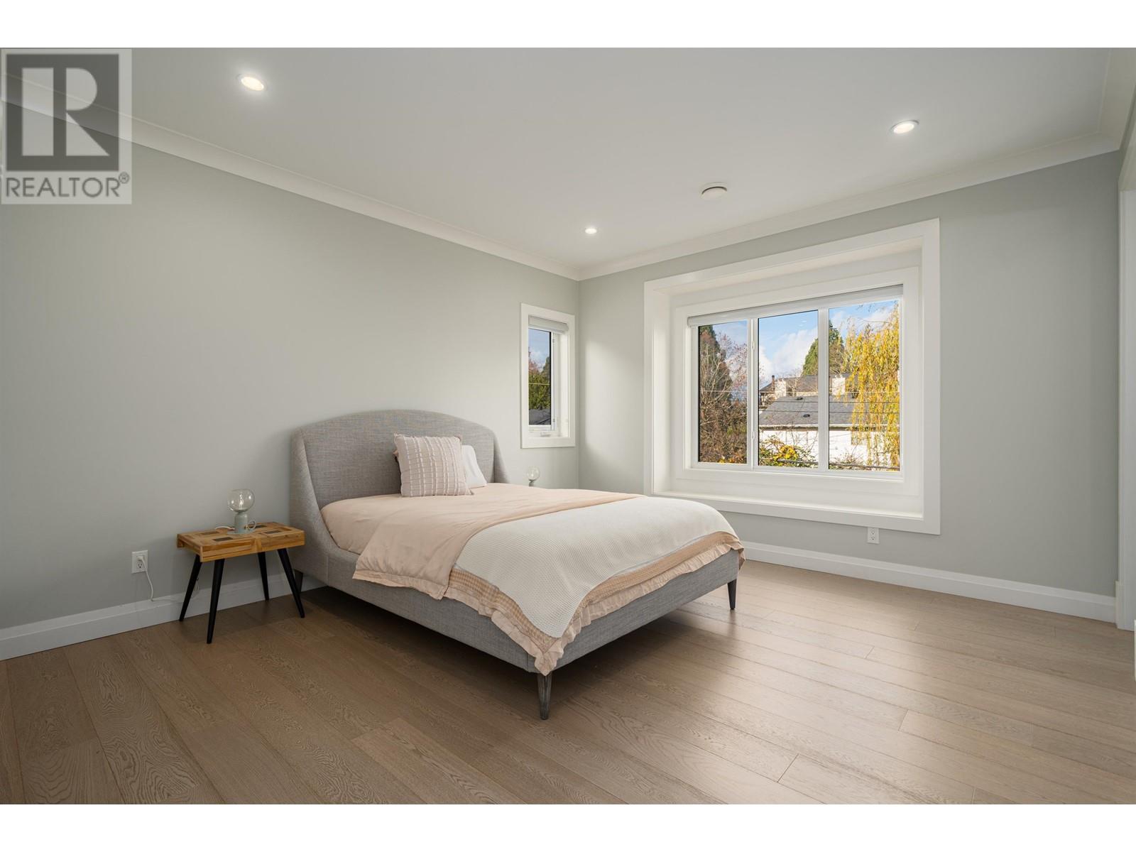 Listing Picture 24 of 36 : 8020 ALANMORE PLACE, Richmond / 烈治文 - 魯藝地產 Yvonne Lu Group - MLS Medallion Club Member