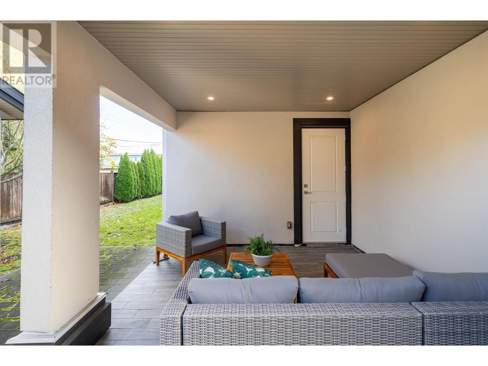 Listing Picture 31 of 36 : 8020 ALANMORE PLACE, Richmond / 烈治文 - 魯藝地產 Yvonne Lu Group - MLS Medallion Club Member