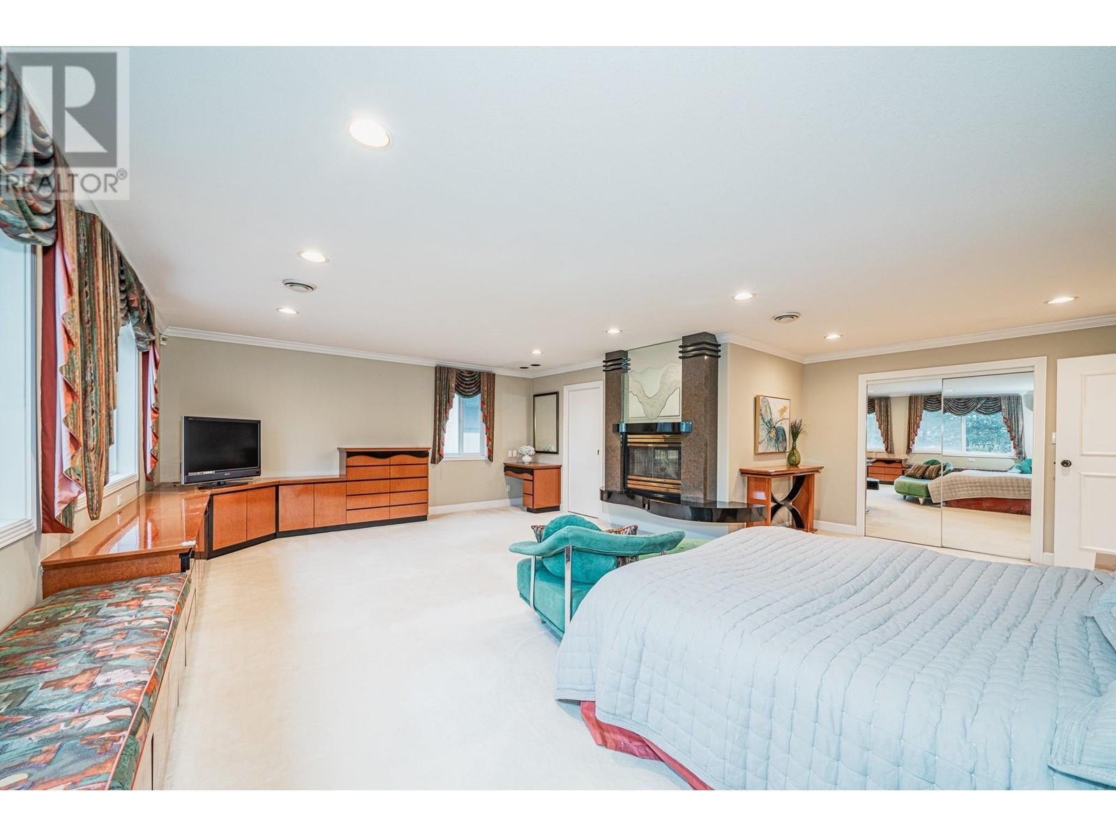 Listing Picture 16 of 32 : 5851 GIBBONS DRIVE, Richmond / 烈治文 - 魯藝地產 Yvonne Lu Group - MLS Medallion Club Member