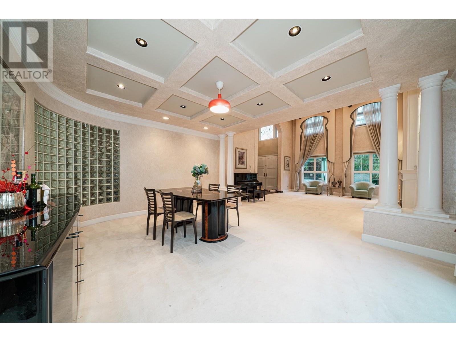 Listing Picture 8 of 32 : 5851 GIBBONS DRIVE, Richmond / 烈治文 - 魯藝地產 Yvonne Lu Group - MLS Medallion Club Member