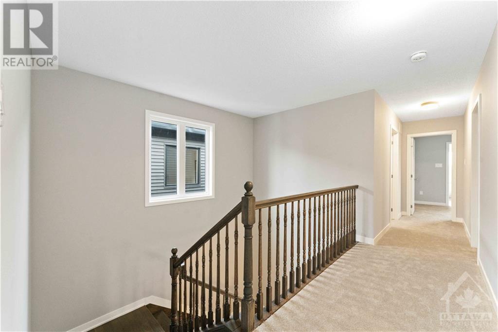 667 Fenwick Way, Ottawa, Ontario  K2C 3H2 - Photo 12 - X10433223