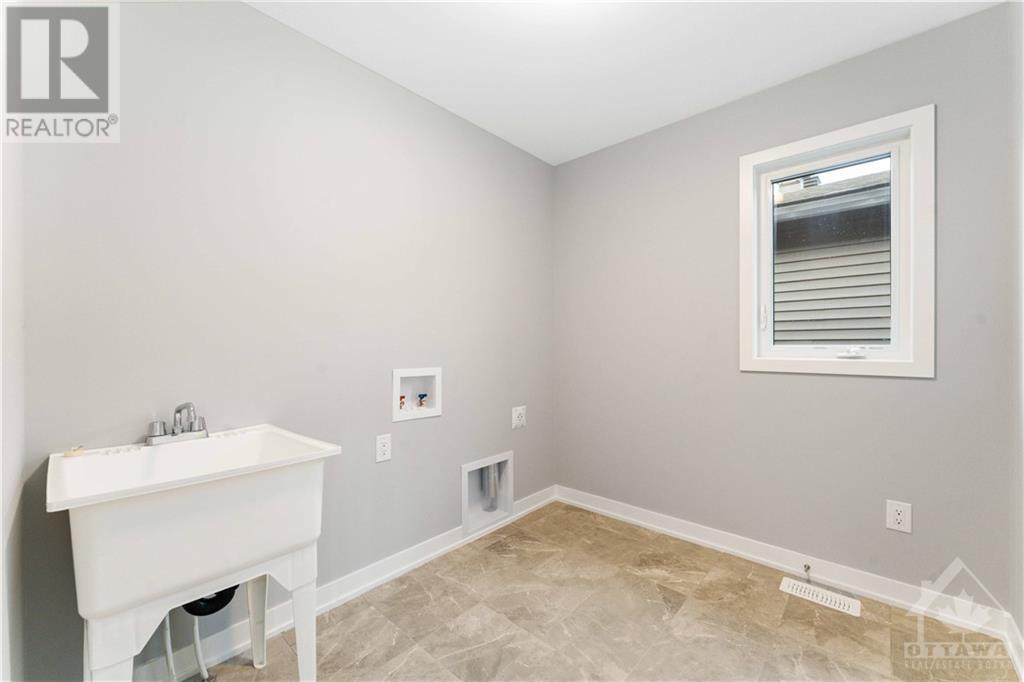 667 Fenwick Way, Ottawa, Ontario  K2C 3H2 - Photo 18 - X10433223