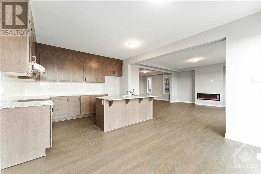 667 Fenwick Way, Ottawa, Ontario  K2C 3H2 - Photo 7 - X10433223