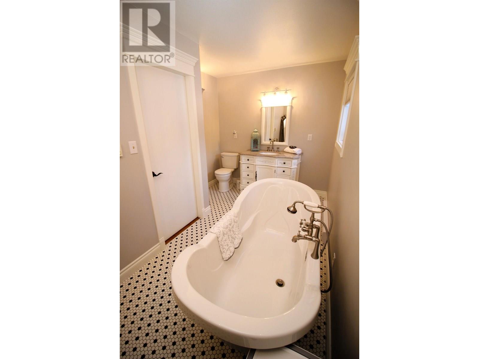 13017 Jarman Road, Houston, British Columbia V0J 1Z2 - Photo 21 - R2945854