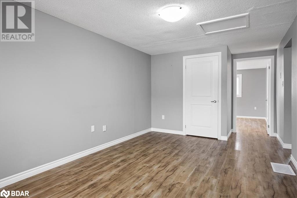 39 Laurie Crescent, Barrie, Ontario  L4M 6C7 - Photo 34 - 40665442