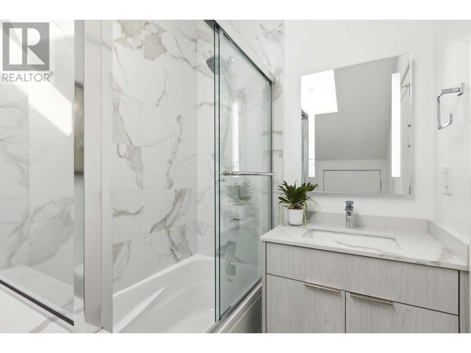 Listing Picture 18 of 19 : 7855 ONTARIO STREET, Vancouver / 溫哥華 - 魯藝地產 Yvonne Lu Group - MLS Medallion Club Member