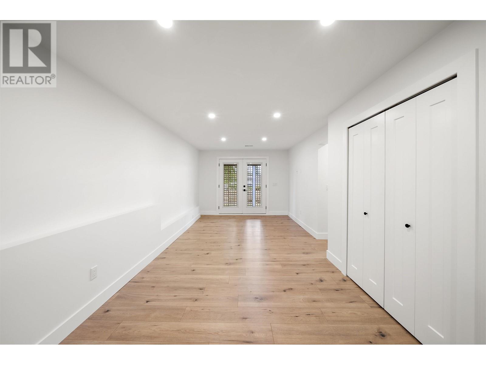 1 Cedarwood Court, Port Moody, British Columbia  V3H 4W2 - Photo 34 - R2945993