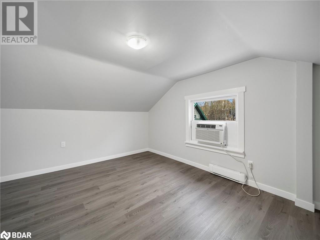 206 Mary Street, Orillia, Ontario  L3V 3E6 - Photo 28 - 40679436