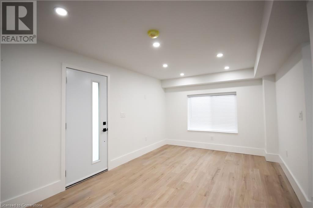 230 Hazelglen Drive Unit# B, Kitchener, Ontario  N2M 2E5 - Photo 5 - 40678835