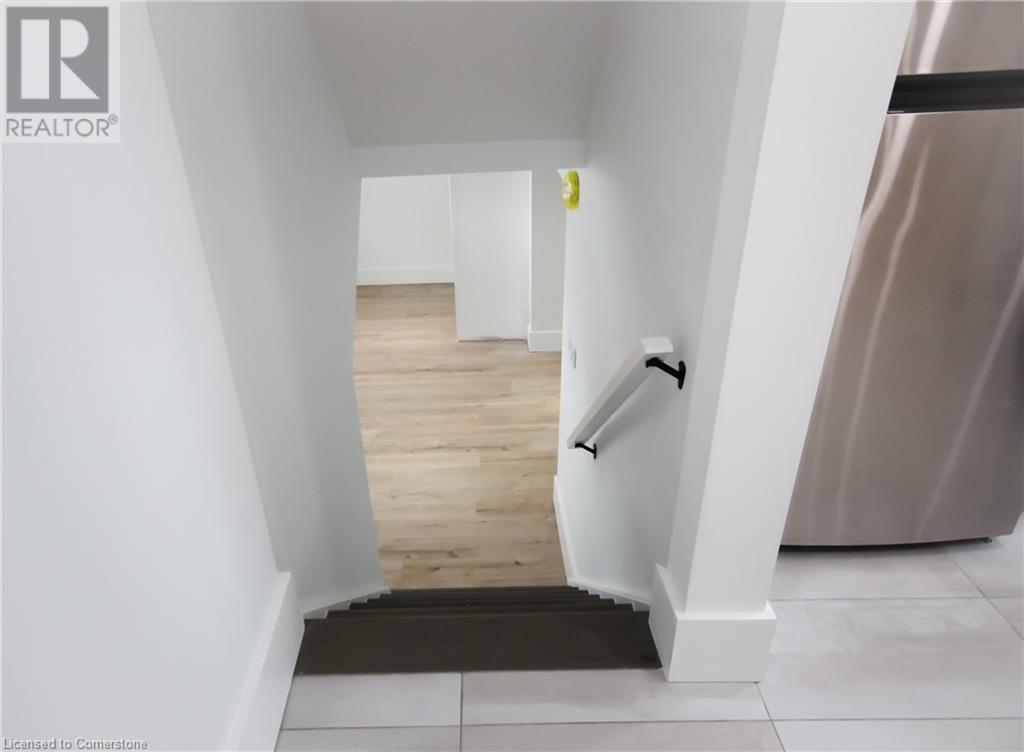 230 Hazelglen Drive Unit# B, Kitchener, Ontario  N2M 2E5 - Photo 7 - 40678835